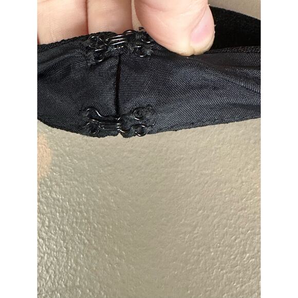 NWT BCBGeneration Black Sleeveless Halter Top Fit Flare Short Mini Dress Size 0 - Picture 8 of 9